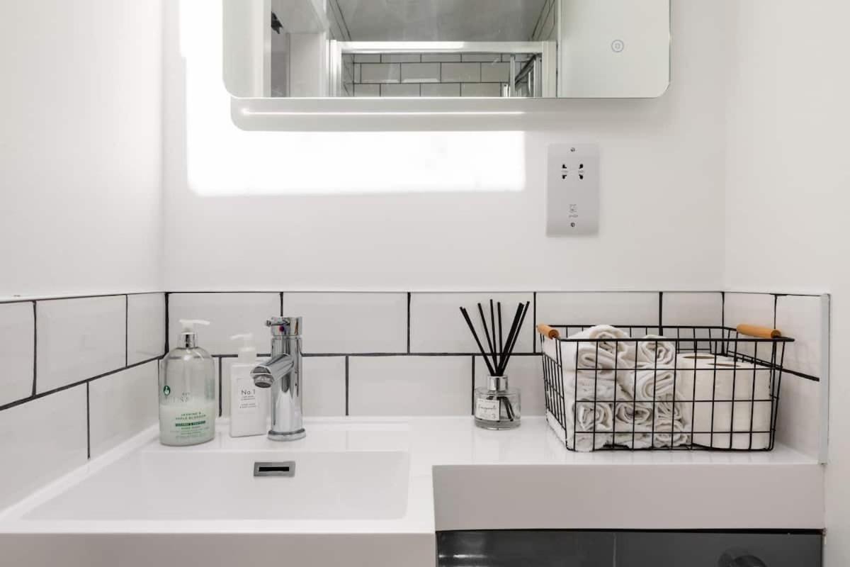 Salisbury Guest Annex Apartment Bagian luar foto